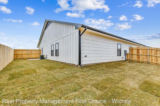 Building Photo - 3 br, 2 bath House - 3619 W 45th ST S