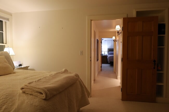 Building Photo - 2613 NH-25A