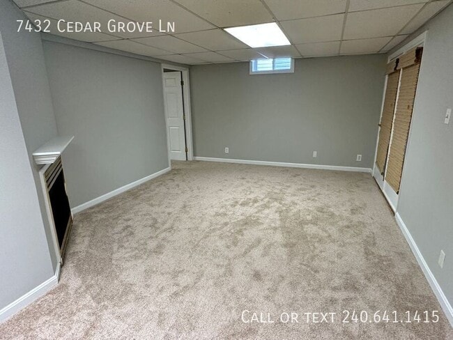 Building Photo - 7432 Cedar Grove Ln