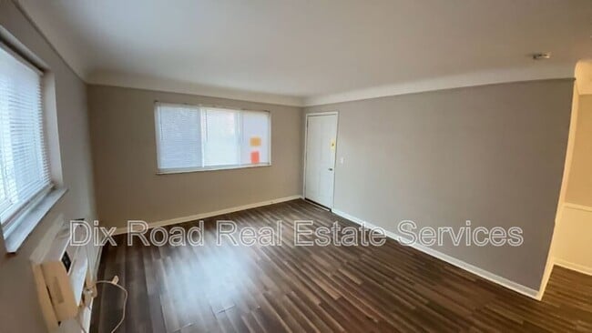 Building Photo - 1616 Pelham Pl