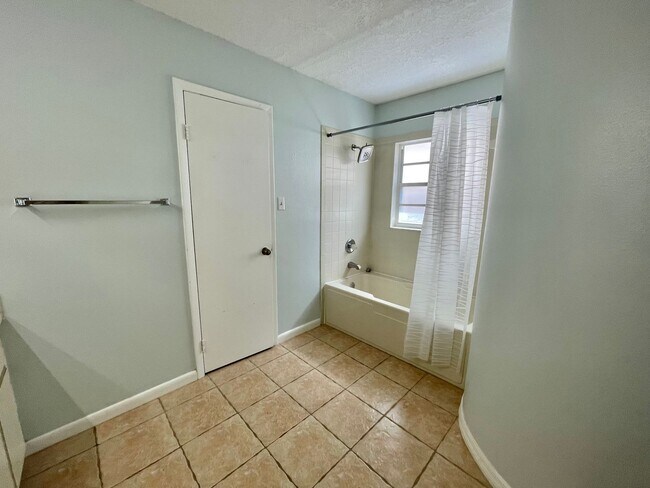Building Photo - Providence Lakes beauty for rent and READY...