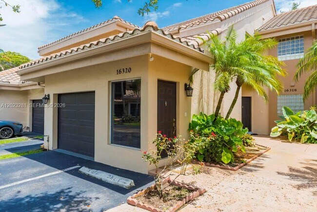 Building Photo - 16320 Malibu Dr