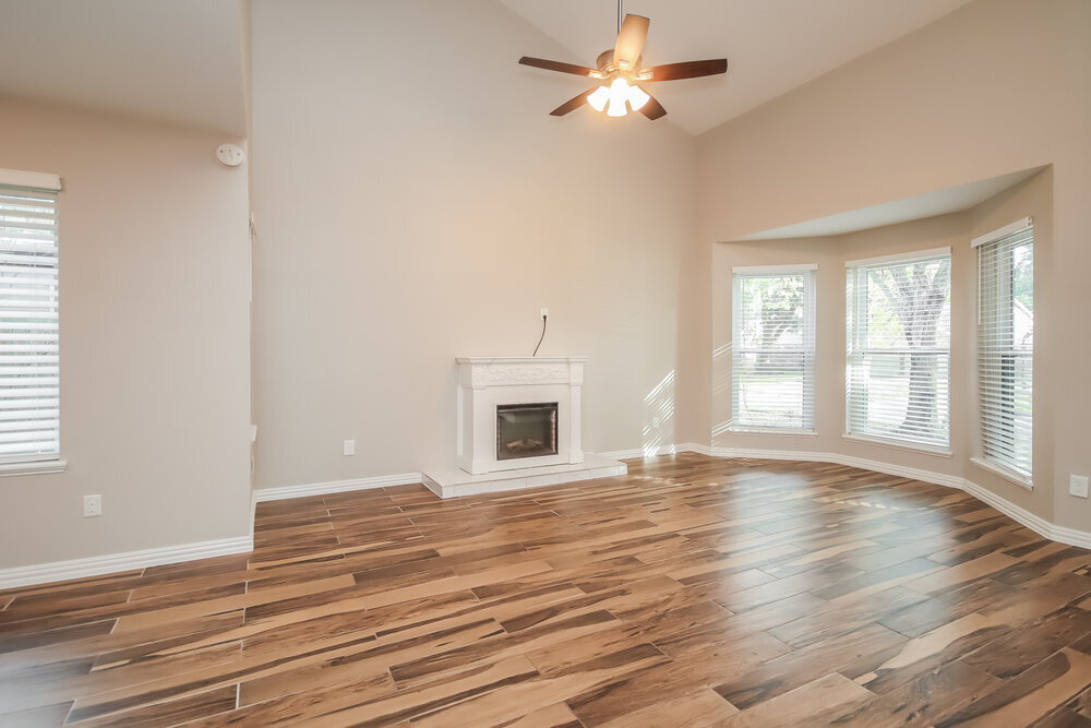 Building Photo - 15622 Thornbrook Dr