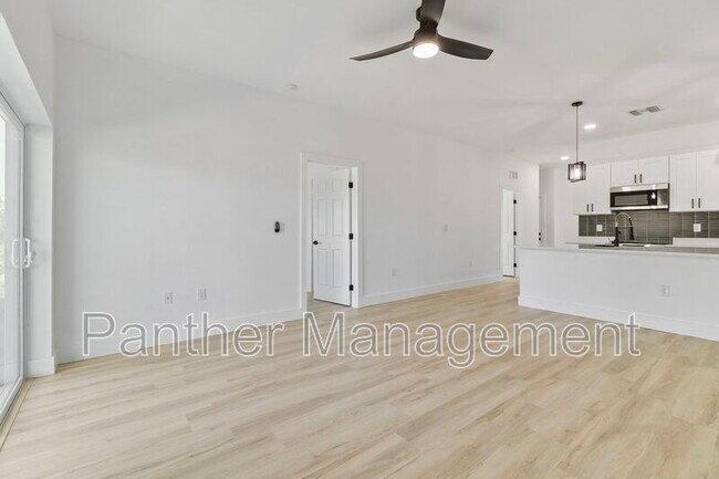 Building Photo - 8249 Dimstead St