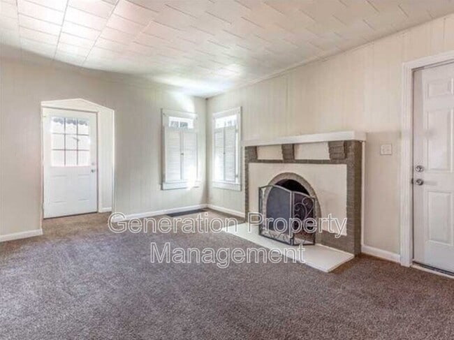 Building Photo - 3609 Ridgeside Rd