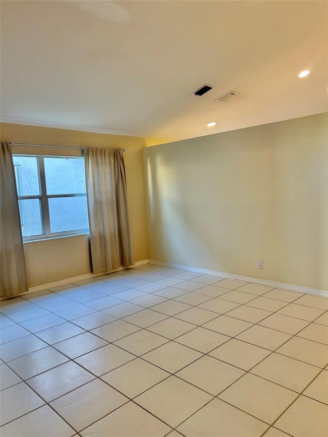Building Photo - 3694 Miramontes Cir