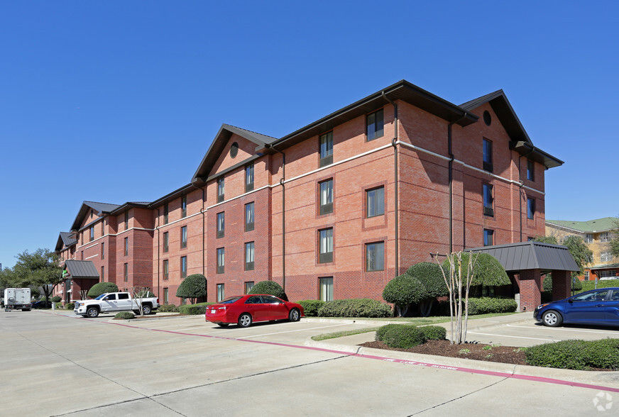 Building Photo - Furnished Studio - Las Colinas