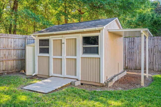 Building Photo - 106 Black Bear Circle