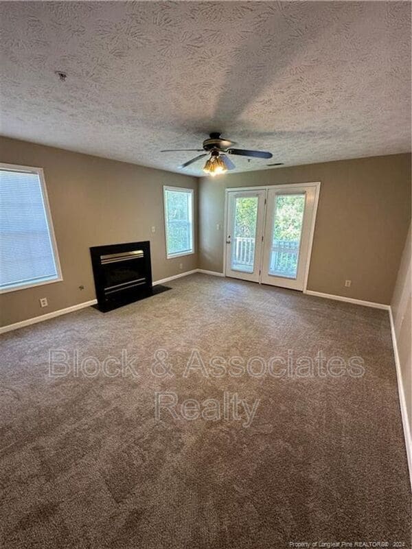 Building Photo - 233 Waterdown Dr