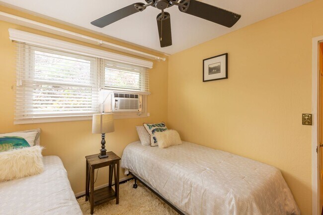 Building Photo - 3 Bed/2 Bath Laie Home with big yard and bonus space