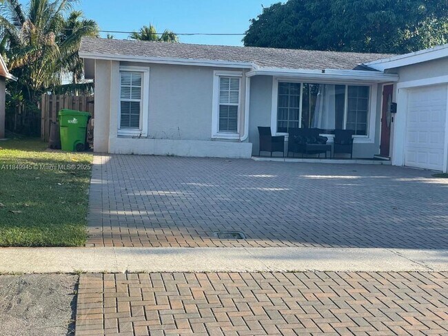 Building Photo - 8700 NW 21st St