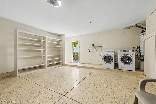 Building Photo - 3159 Bel Air Dr