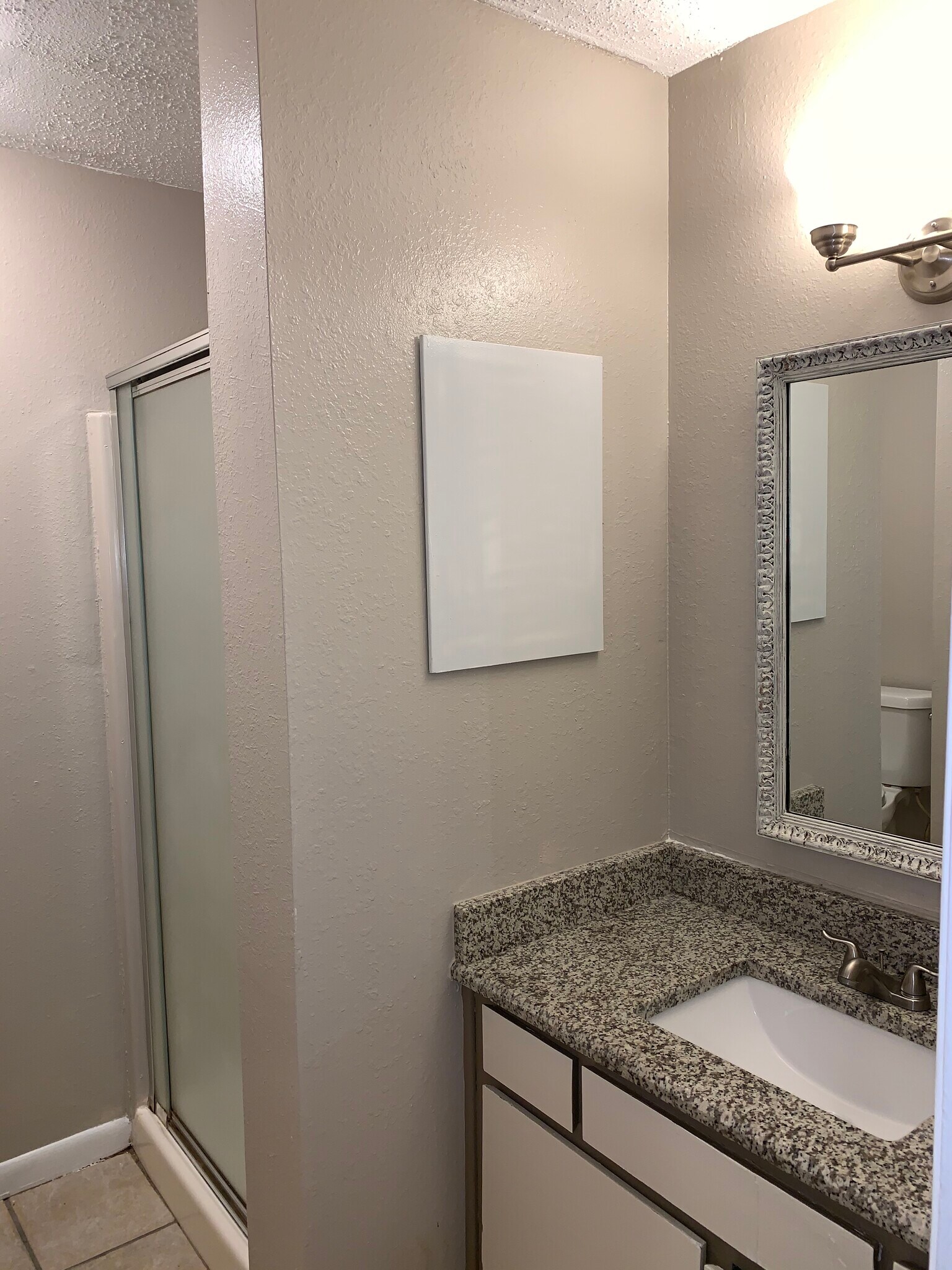 Building Photo - 2142 W Brooks St