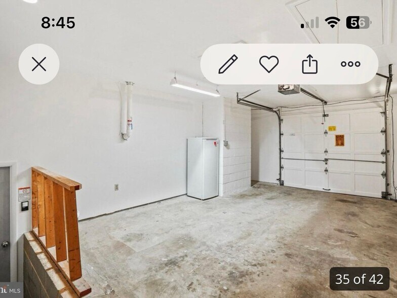 Building Photo - 9001 Bannister Ln
