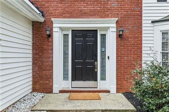 Building Photo - 52 Bridle Ln