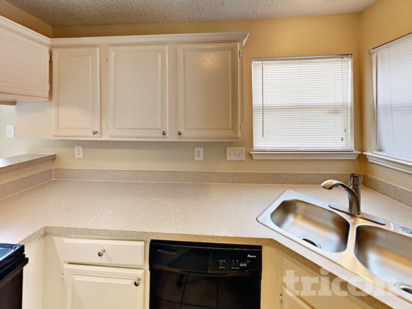 Building Photo - 1521 Savannah St