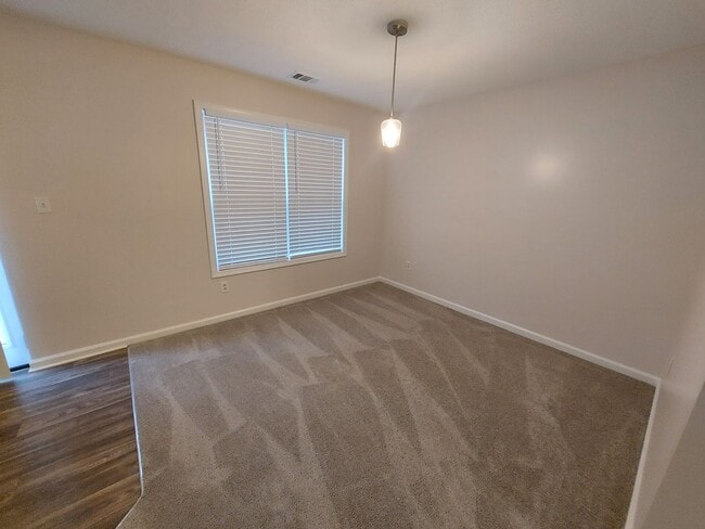 Building Photo - 7093 Mahonia Pl