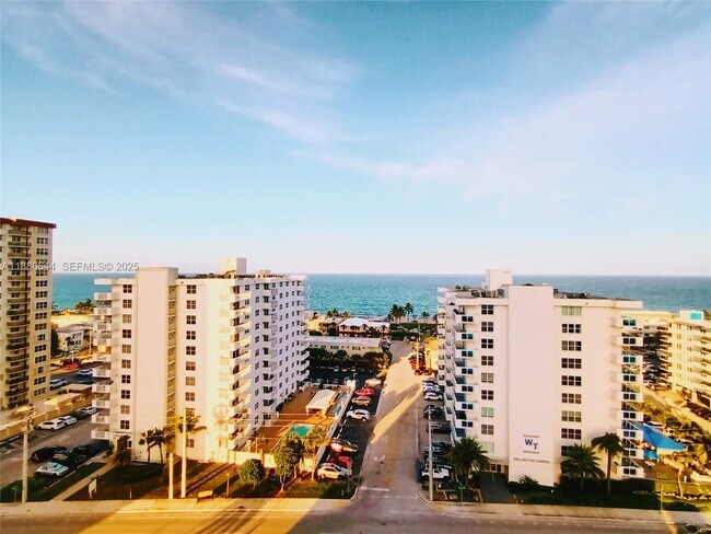 Building Photo - 1410 S Ocean Dr