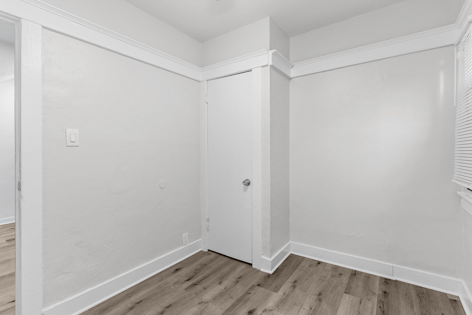 Building Photo - 736 Olive Ave