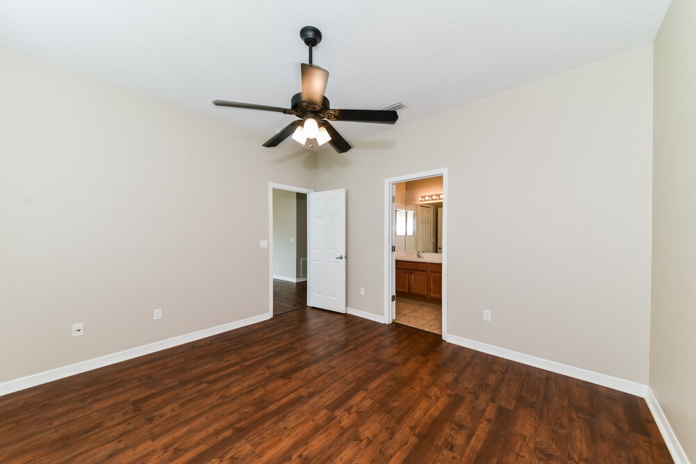 Building Photo - 901 Fern Leaf Dr