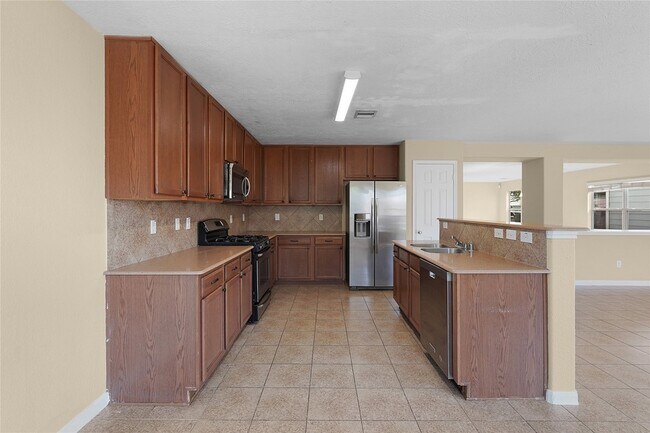 Building Photo - 18743 Westgate Park Dr