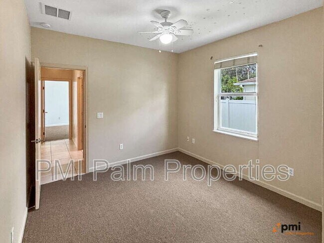 Building Photo - 2820 SE Melaleuca Blvd