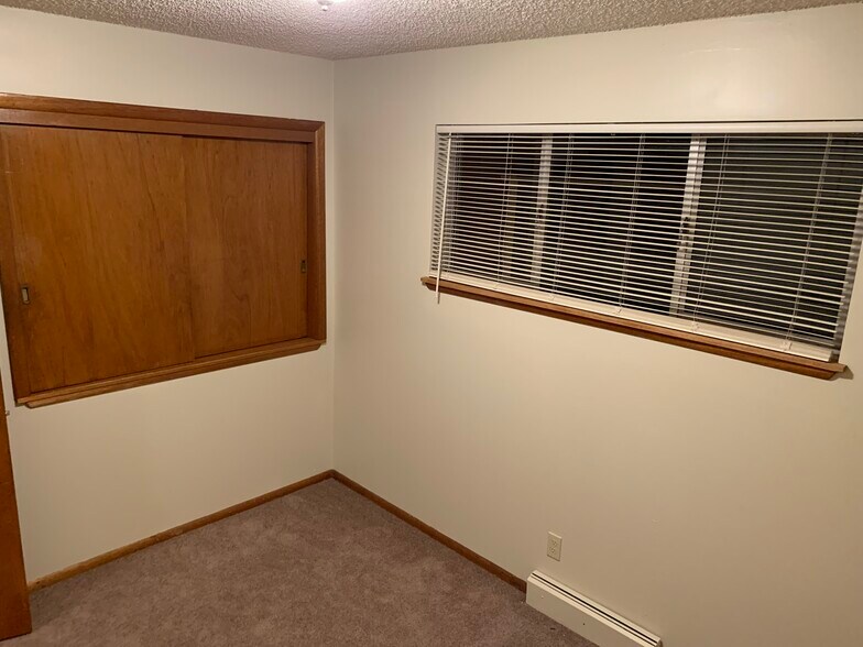 Bedroom1.1 - 9286 50th Ave S