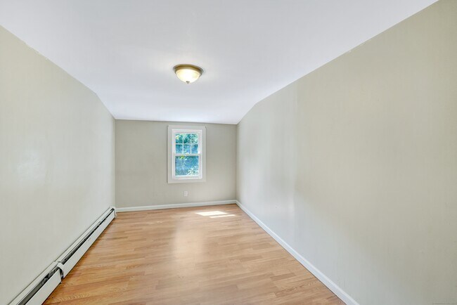 Building Photo - 133 Fiske St