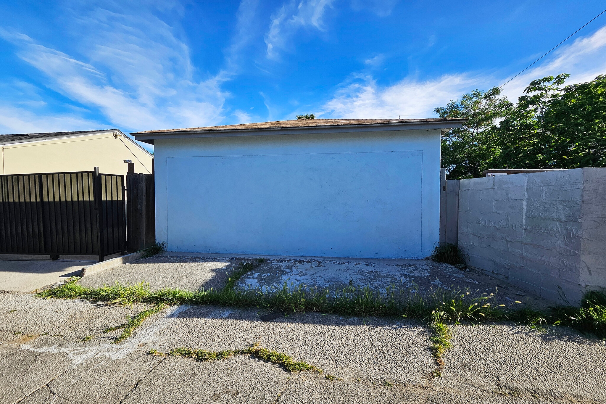 Building Photo - 19759 Roscoe Blvd