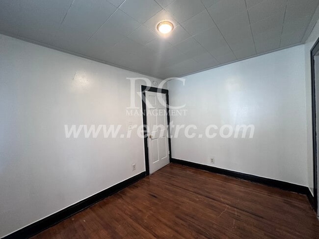 Building Photo - 1203 Cleveland-