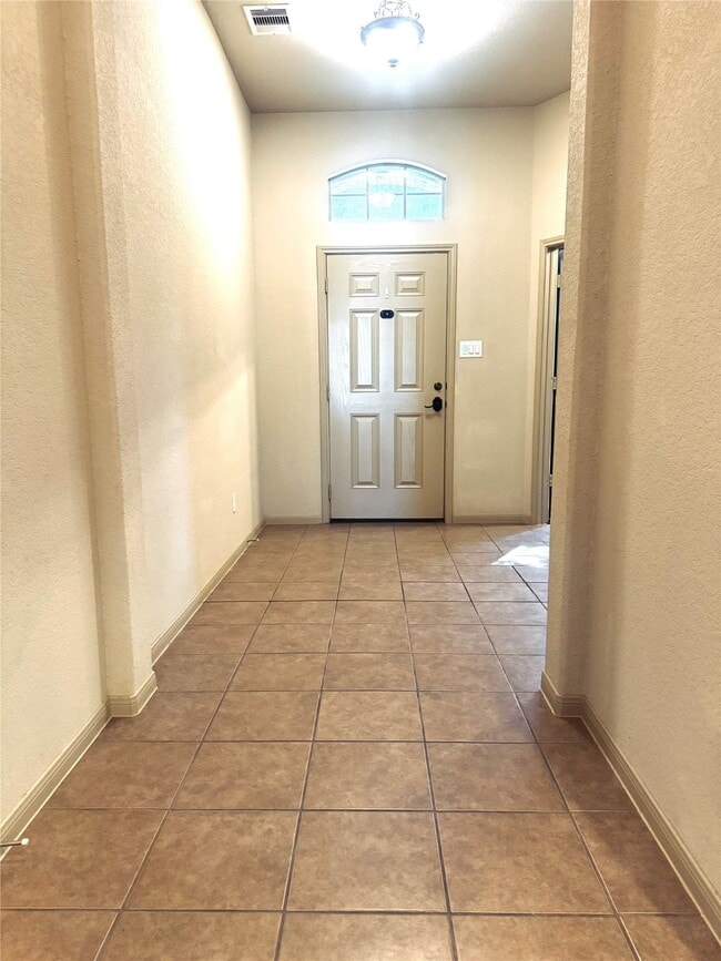 Building Photo - 9503 Langley Springs Dr