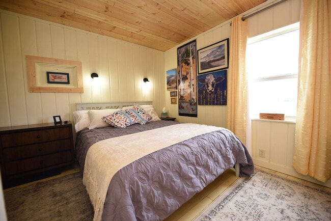 Building Photo - 759 MT-2