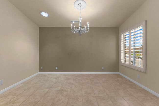 Building Photo - 79886 Dandelion Dr