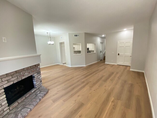 Building Photo - Completely Remodeled 2 Bedroom, 2 Bathroom...