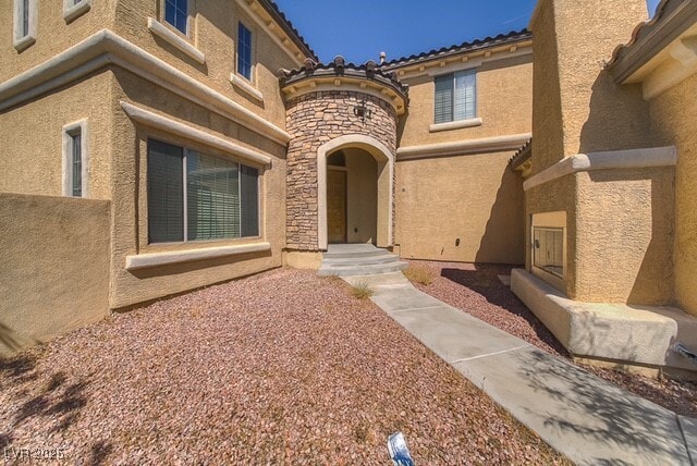 Building Photo - 10057 Portula Valley St
