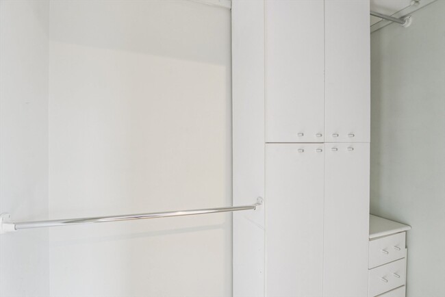 Building Photo - 583 Massachusetts Ave