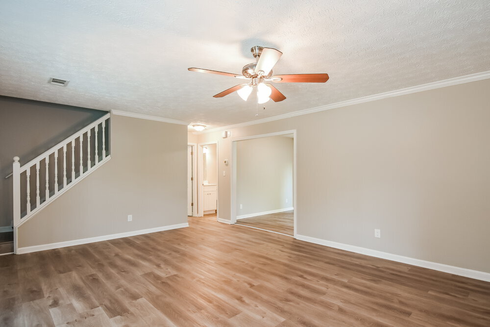 Building Photo - 40 Breckenridge Ln