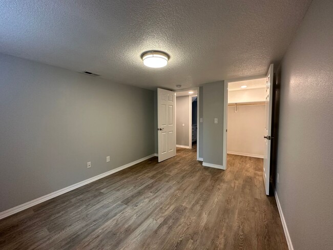Building Photo - **PENDING** Perfect 4 Bed 2 Bath w/ Finish...