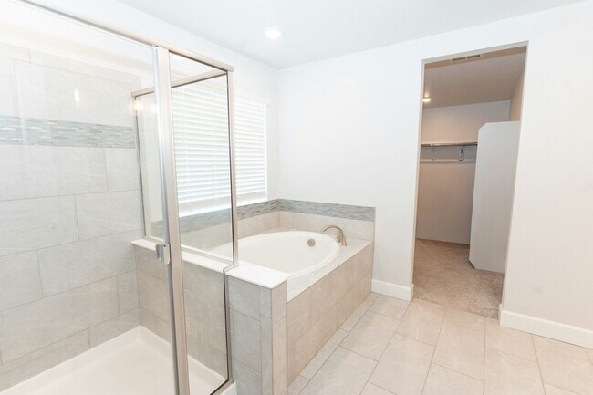 Building Photo - 13534 Tree Sparrow Ln