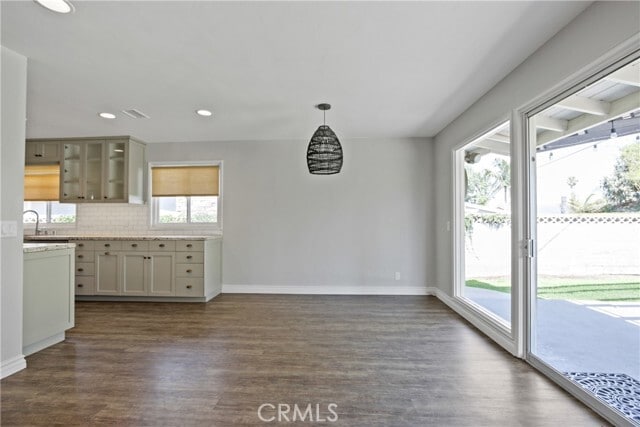 Building Photo - 14769 Tacuba Dr