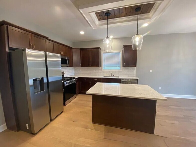 Building Photo - 6713 Prairie Ln