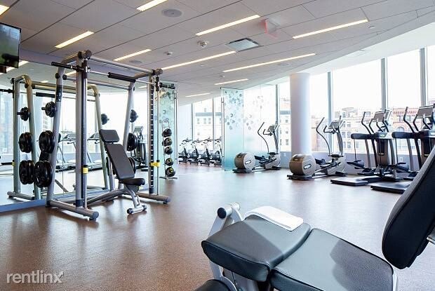 Building Photo - 43 Kingston St