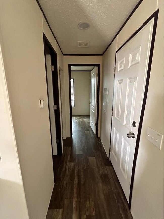 Building Photo - 123