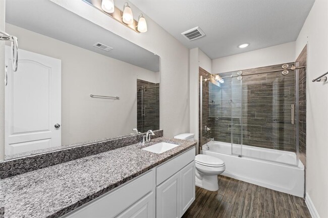 Building Photo - 415 Northern Pike Dr
