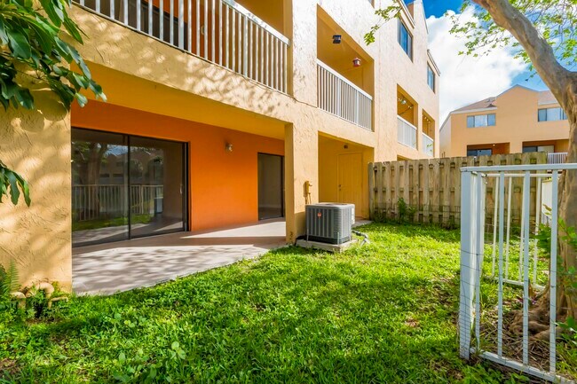 Building Photo - 5200 NW 31st Ave