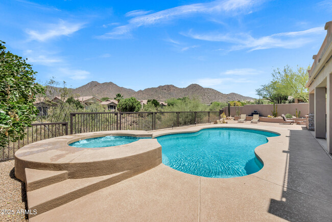 Building Photo - 13744 E Lupine Ave