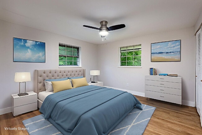 Building Photo - 722 Castro Ln