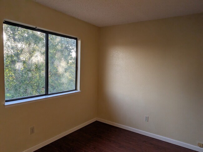 Building Photo - 2729 Coltwood Dr