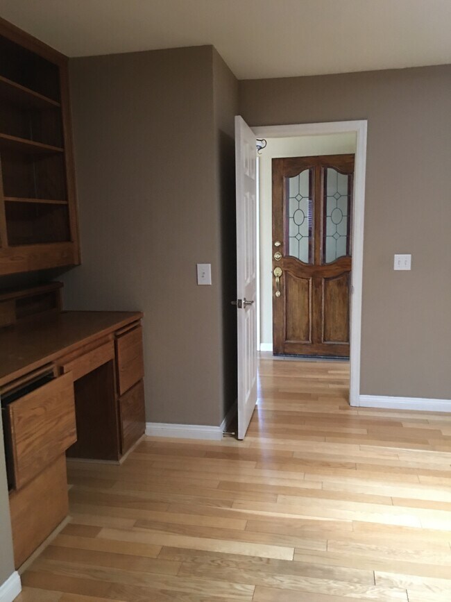 Building Photo - 14087 Driftwood Dr