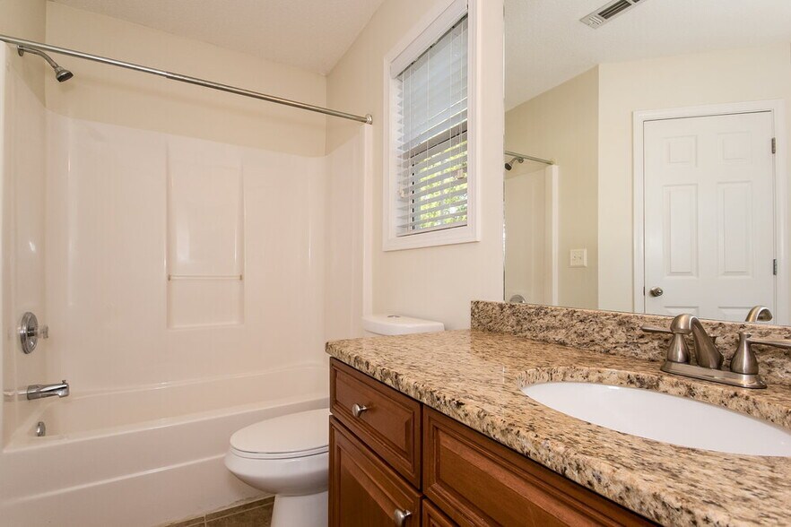 Building Photo - 40 Belltree Cir
